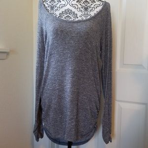 Long sleeve semi dressy top slight shimmer